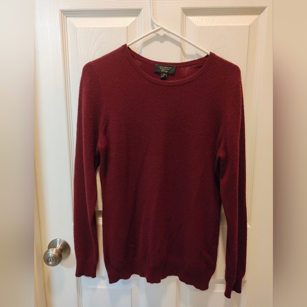 Women's Charter Club 100% Cashmere Sweater Burgundy